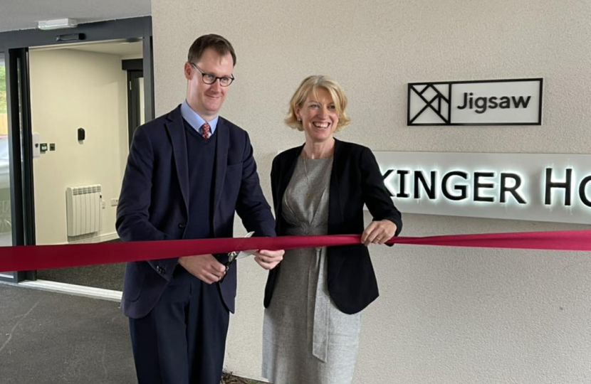 Tom Randall MP cuts the ribbon on £4.9million Stockinger House development for over 55s in Burton Joyce