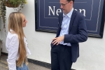 Tom Randall MP speaks with new Nelson Pub manager